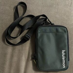 Lululemon crossbody purse - NWT